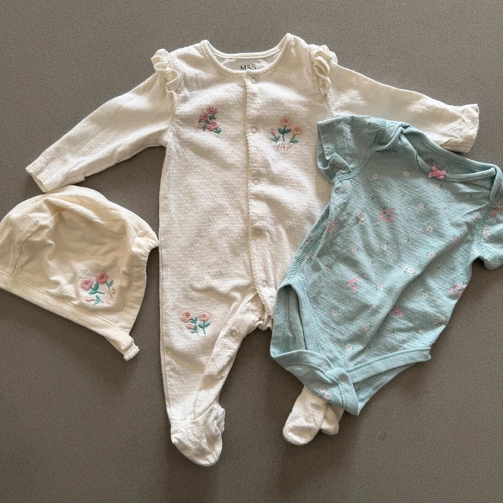 Baby Girl 0-3 months Marks and Spencer 3 Piece Babygrow Flower Set (46 23)