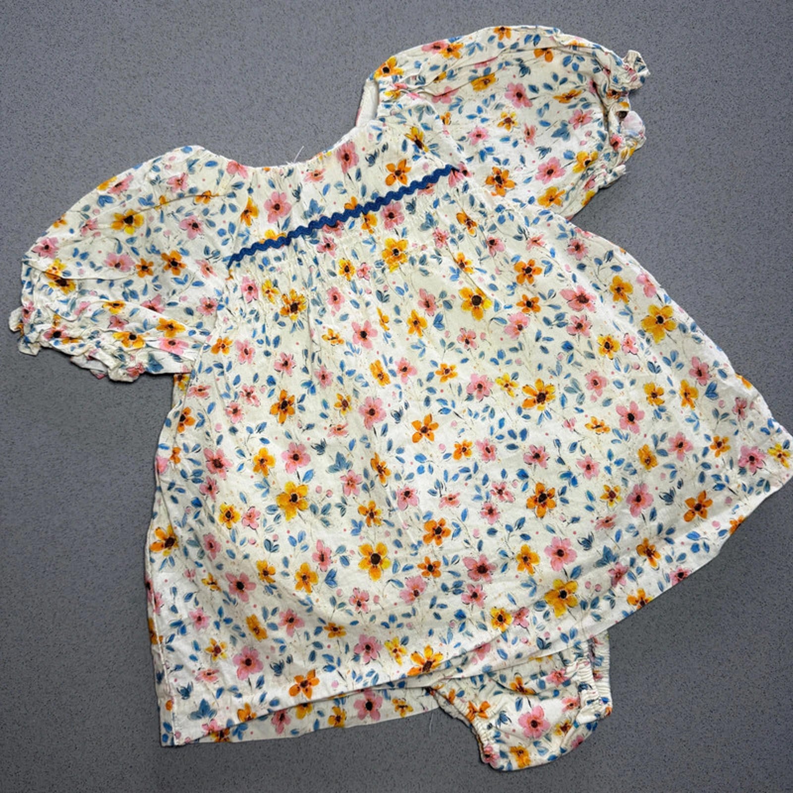 Baby Girl 3-6 months Zara Floral Short Sleeve Dress Lined Smocked (43 28)