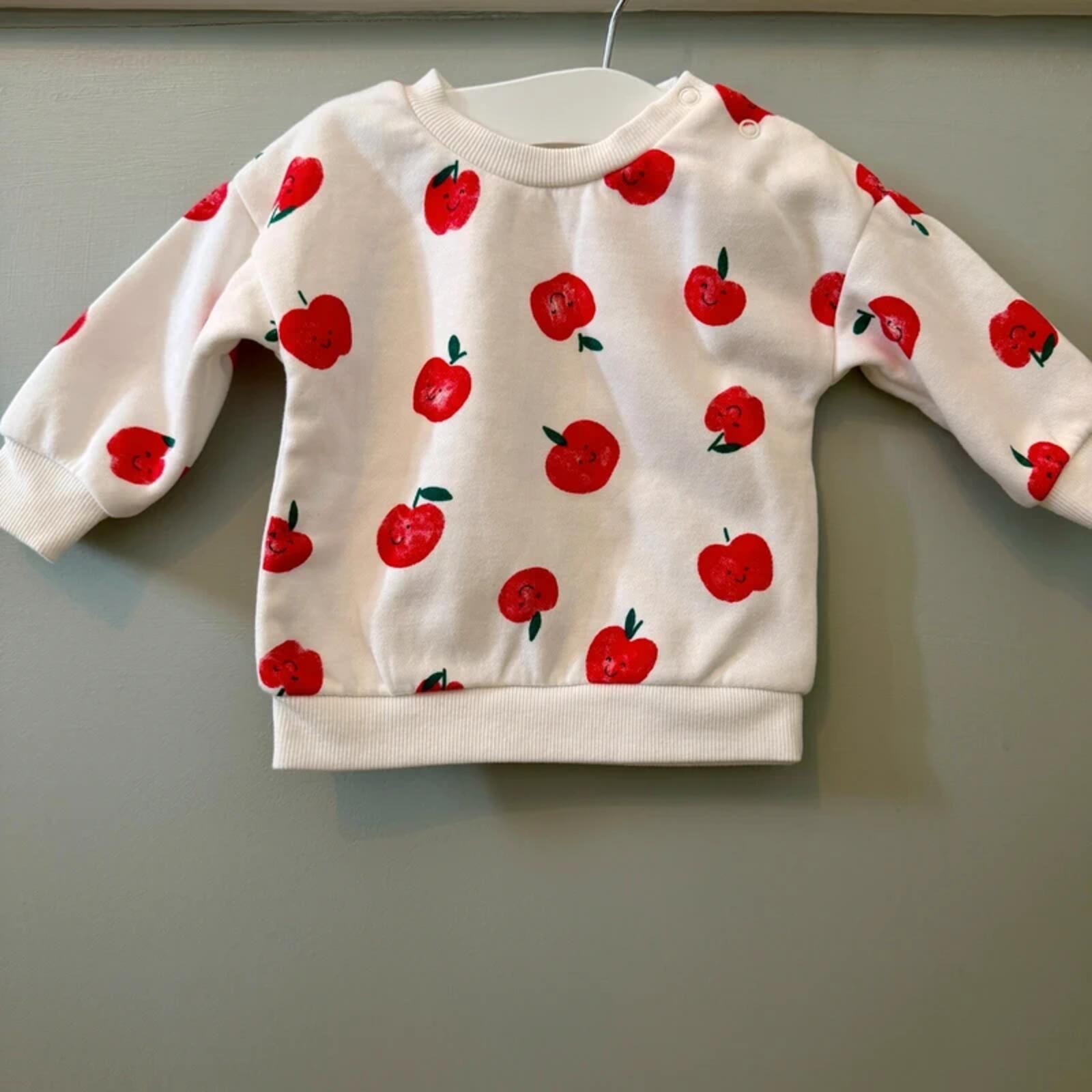 Baby Girl 3-6 months Primark White Red Apple Sweatshirt Pullover (56 31)