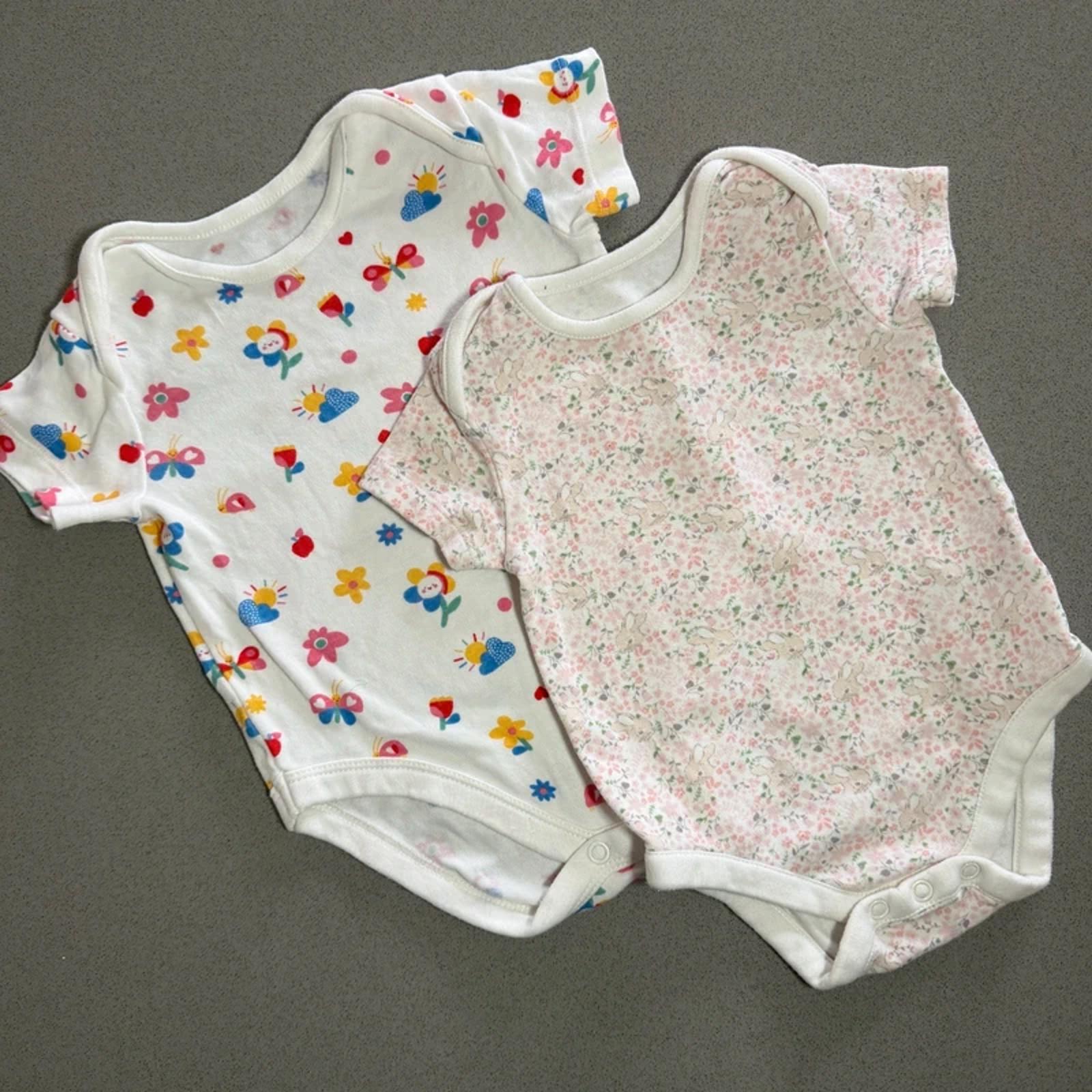 Baby Girl 3-6 months Mothercare 2 Short Sleeve Bodysuits (24 03)