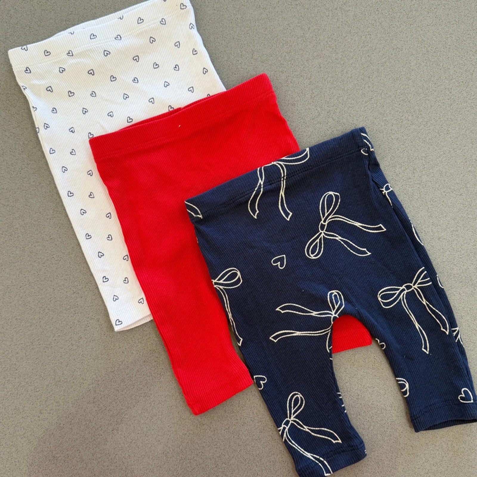 Baby Girl 0-3 months Matalan Set 3 Pairs Ribbed Leggings Blue White Red (47 32)